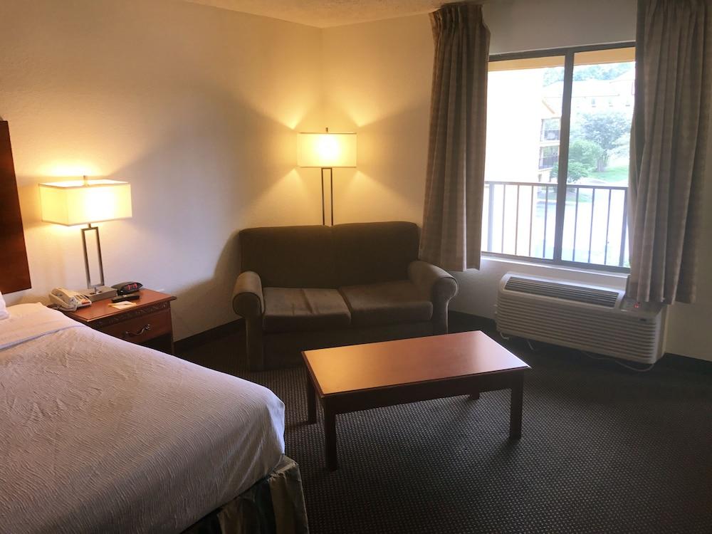 Days Inn&Suites Mobile Tillmans Corner Extérieur photo
